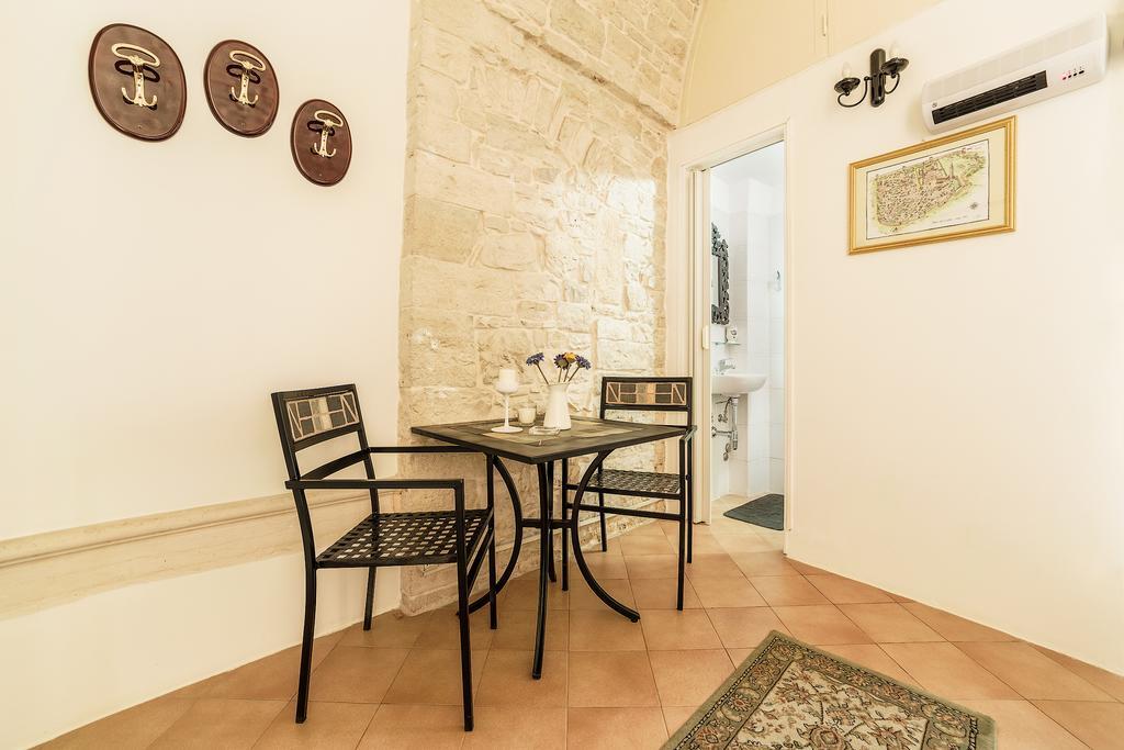 La Torre Storica Bed & Breakfast Bitonto Eksteriør bilde